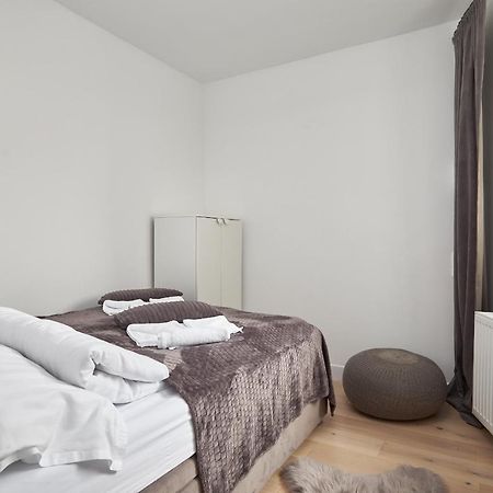 Platinum Apartment - Parking - Klimatyzacja - Winda - Self Check In วรอตซวาฟ ภายนอก รูปภาพ