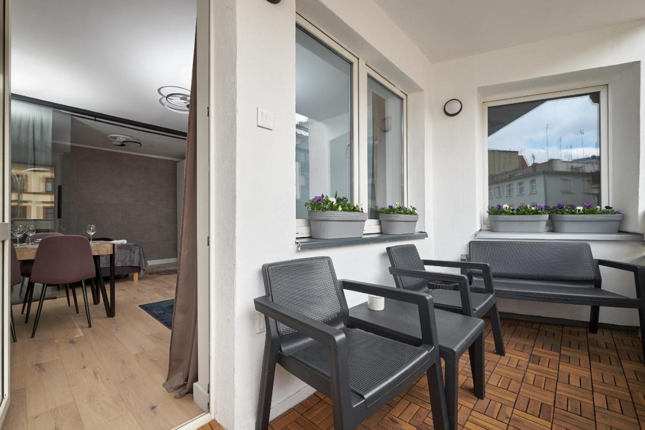 Platinum Apartment - Parking - Klimatyzacja - Winda - Self Check In วรอตซวาฟ ภายนอก รูปภาพ